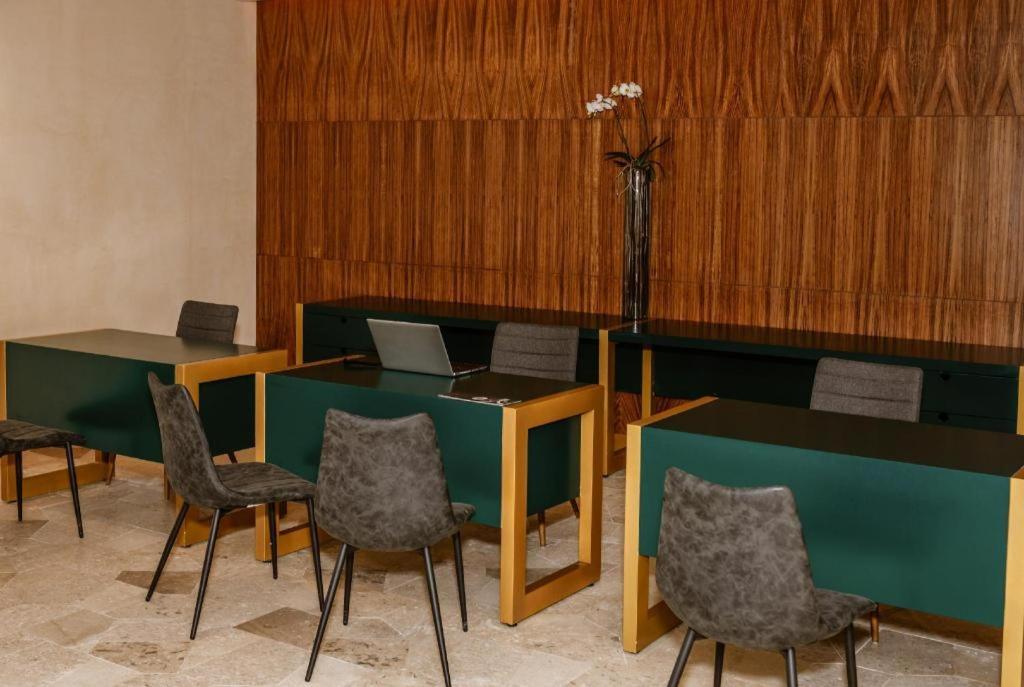 Estudio Playa Mujeres - Family Experience Resort